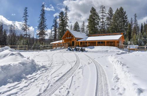 Olney House | Stunning Montana Retreat Hot Tub, On-Site Hiking!