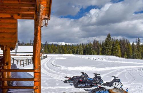 Olney House | Stunning Montana Retreat Hot Tub, On-Site Hiking!