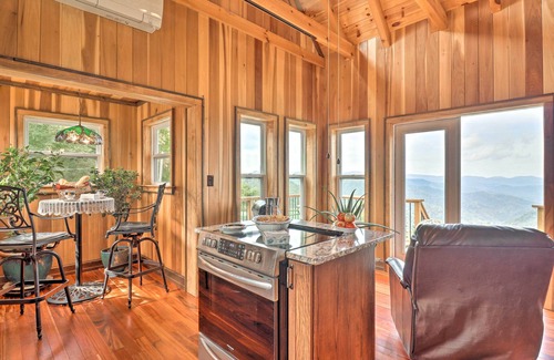 Hot Springs House | Stunning Mountain Views: Hot Springs Hideaway!