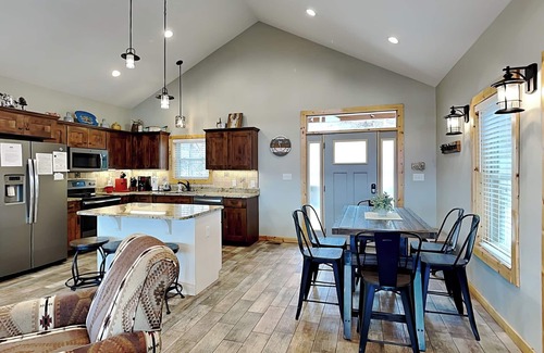 Chalet Village North Cabin | Stunning Mountainside Cabin with Panoramic Views, Hot Tub, Game Room + Pool Acce