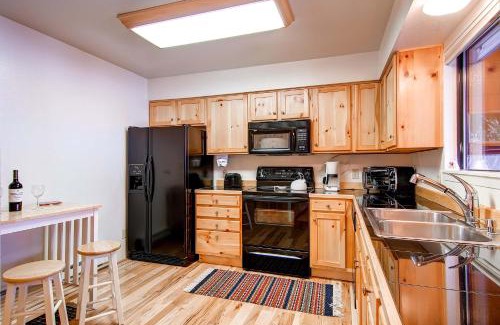 Four O'Clock House | Stunning Multi-Level Home near Hiking Trails and Main St, with PRIVATE Hot Tub WP33