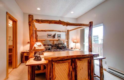 Four O'Clock House | Stunning Multi-Level Home near Hiking Trails and Main St, with PRIVATE Hot Tub WP33