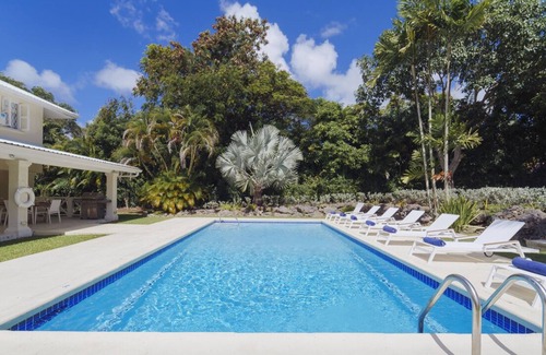Gibbes House | Stunning New 3-bed Villa 2 Mins to Beach - Coral House
