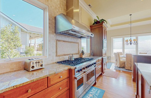 Palmetto Dunes House | Stunning Oceanfront Home with Resort-Style Amenities!