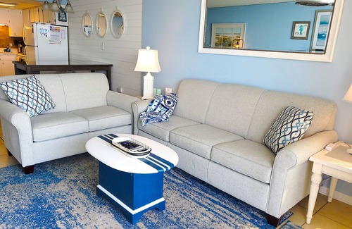 Garden City Condo | Stunning OCEAN FRONT Large 2 bedroom SUITE with breathtaking views