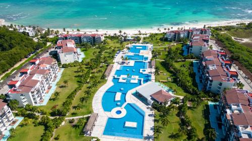Puerto Juarez Apartment | Stunning Ocean Front By Condo Boutique