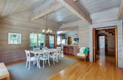 Gearhart House | Stunning Ocean Townhome with Large Yard and Easy Beach Access - Dog-Friendly