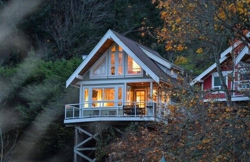 Pender Island Cottage | Stunning Ocean View Cottage on Pender Island
