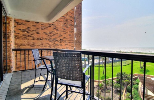 Port Aransas Condo | Stunning Ocean View and Tranquility in This 2 Bedroom 2 Bath