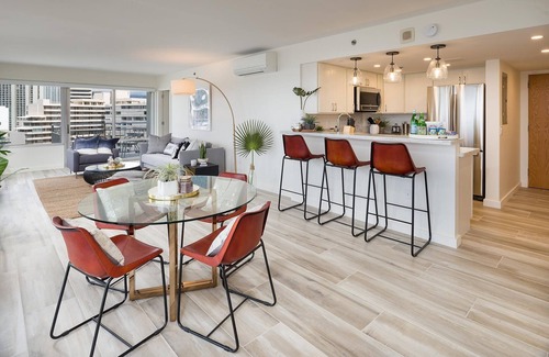 Waikiki Condo | Stunning Ocean View 2bed/2bath Ilikai Suite #1310
