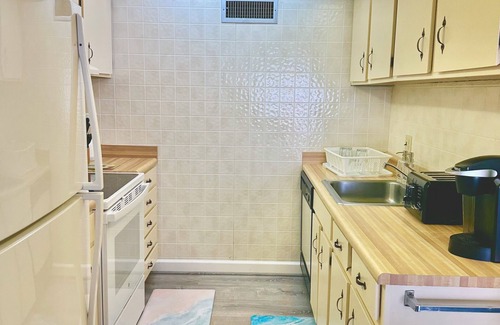 Montego Bay Condo | Stunning Ocean view , fews steps to the beach!