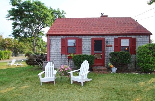 Rockport Cottage | STUNNING OCEAN VIEWS FROM OUR 2 BEDROOM COTTAGE