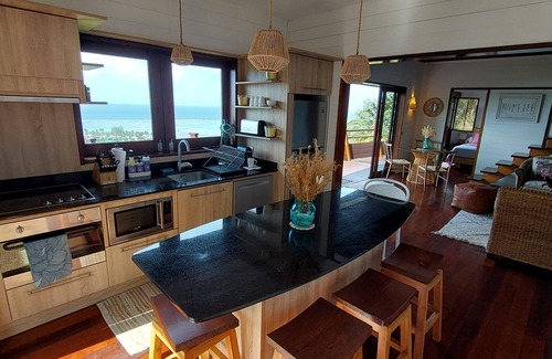 Ha'apiti Villa | Stunning ocean views in completely renovated villa just 5 minutes from the beach