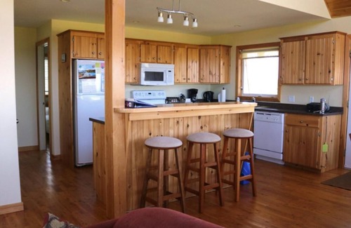 Sea View Cottage | Stunning ocean vistas - dramatic coastline, fantastic beach.