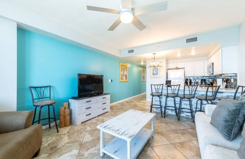 Brush - Stewarts Condo | Stunning Oceanfront 1-Bedroom Renovation on 12th Floor at Wyndham Oceanwalk