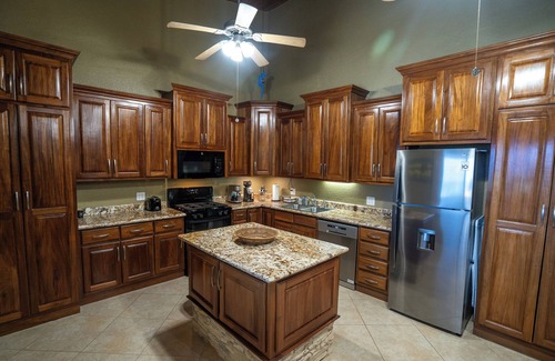 West End Condo | Stunning Oceanview Condo w/Pool Access Sunset Villas, West End, Roatan Rental