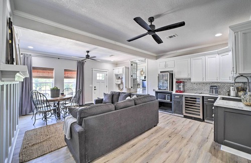Spiro House | Stunning Oklahoma Home ~ 3 Mi to Spiro Mounds