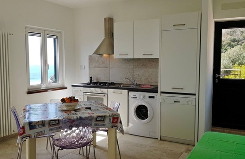 Finale Ligure Apartment | Stunning panoramic terrace overlooking the sea