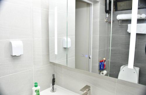 Nairobi Upper Hill Apartment | Stunning Panoramic Views for Business, Conferences, and Expatriate Living in Nairobi