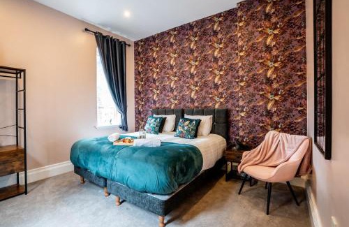 Great Yarmouth Apartment | Stunning Penthouse - Town centre - Parking - 2BR