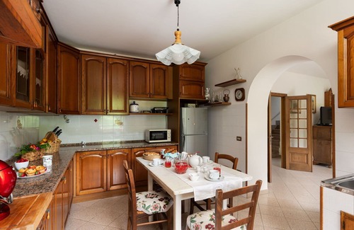 Borgo San Lorenzo Villa | Stunning private villa for 8 guests with WIFI, private pool, TV and terrace, close to Florence