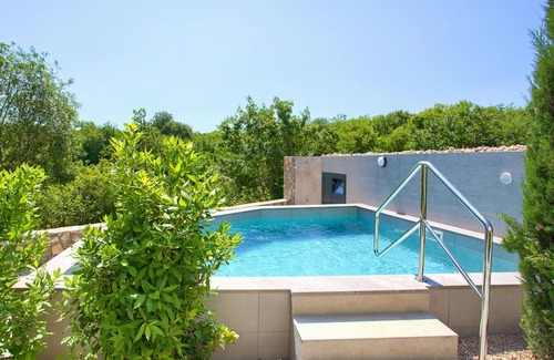 Krk House | Stunning private villa for 12 people with WIFI, hot tub, A/C, private pool, TV and terrace