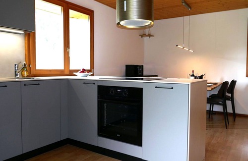 Blenio House | Stunning private villa for 4 people with WIFI, TV, pets allowed and panoramic view