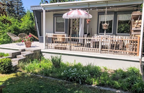 Langewahl House | Stunning private villa for 2 people with TV, terrace and pets allowed