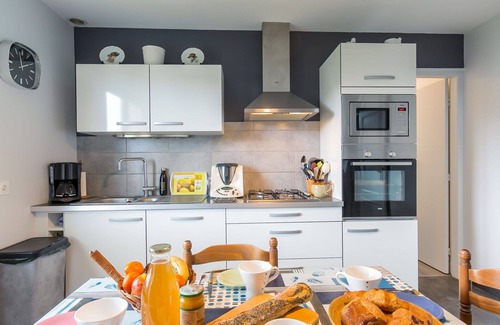 Sibiril House | Stunning private villa for 4 people with WIFI, TV and parking