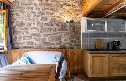 Sainte-Marguerite-Lafigere House | Stunning private villa for 3 guests with A/C, TV, terrace and parking