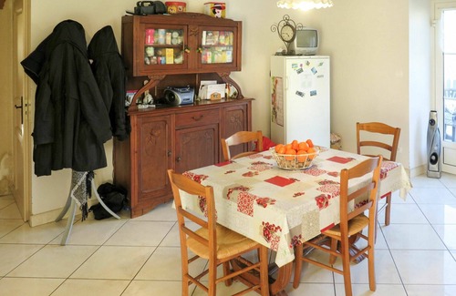 Montcabrier Villa | Stunning private villa for 6 guests with private pool, WIFI, TV, terrace and parking