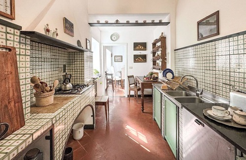 Pontedassio Villa | Stunning private villa for 8 guests with private pool, A/C, WIFI, patio, panoramic view and park.