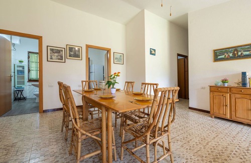 Notteri Villa | Stunning private villa with A/C, WIFI, TV, patio, pets allowed, panoramic view and parking