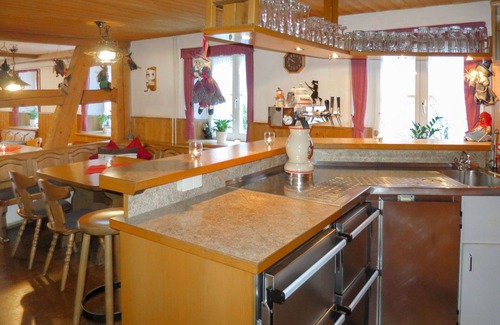 Obersimonswald House | Stunning private villa for 18 people with WIFI, TV, terrace, pets allowed and parking