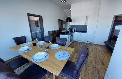 Bad Sankt Leonhard im Lavanttal House | Stunning private villa for 6 guests with hot tub, WIFI, TV and terrace