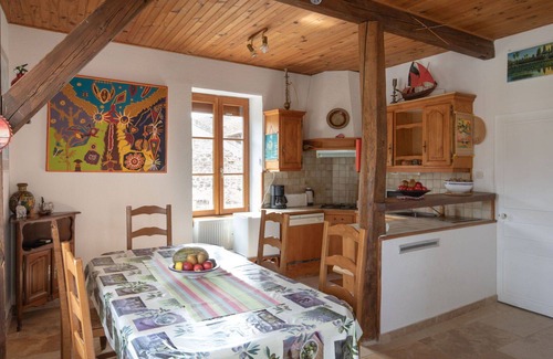 Epertully House | Stunning private villa for 4 guests with WIFI, private pool, TV, patio and panoramic view