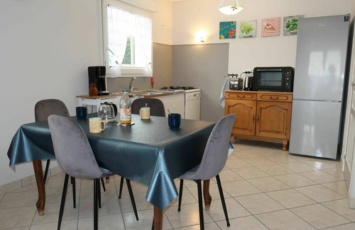 Le Ru House | Stunning private villa for 4 guests with WIFI, TV, terrace and parking