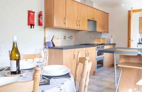 Duntulm House | Stunning private villa for 5 guests with WIFI, TV and parking