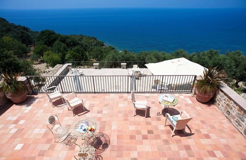 San Marco di Castellabate Villa | Stunning private villa for 18 people with private pool, WIFI, A/C, TV, terrace and parking