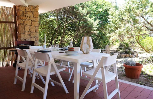 Portobello House | Stunning private villa for 6 guests with TV and parking