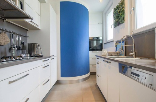 Tirrenia Villa | Stunning private villa for 6 people with A/C, hot tub, WIFI, TV, terrace and pets allowed