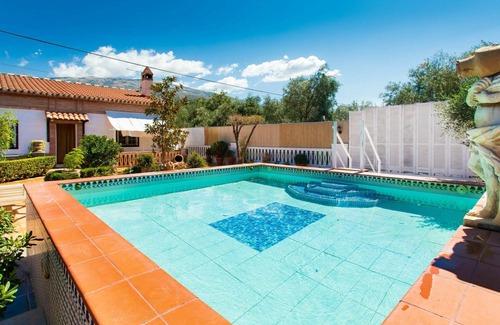 Niguelas House | Stunning private villa for 6 people with WIFI, private pool, A/C, TV and patio