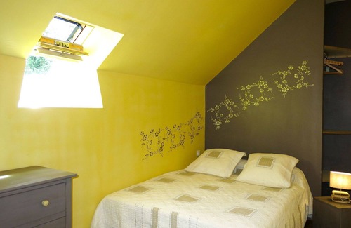 Lanleff House | Stunning private villa for 4 people with WIFI, TV and parking