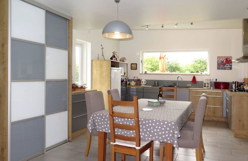 Plerin House | Stunning private villa for 9 people with WIFI, TV, terrace and parking