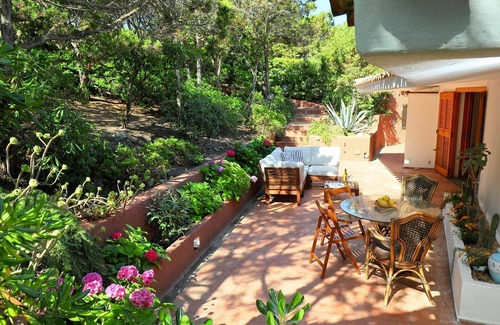 Portobello di Gallura House | Stunning private villa for 8 people with WIFI, TV, patio and pets allowed