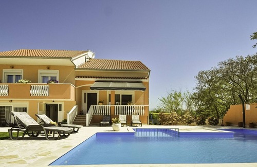 Brisevo House | Stunning private villa with A/C, WIFI, private pool, TV, terrace, pets allowed and parking