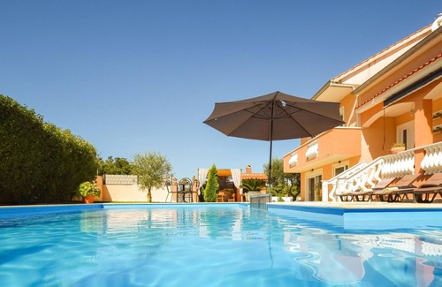 Brisevo House | Stunning private villa with A/C, WIFI, private pool, TV, terrace, pets allowed and parking