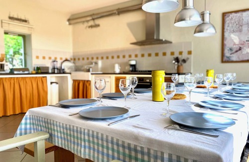 Cairanne Villa | Stunning Provence house/villa, Pool 18X5, aircon, close Luberon