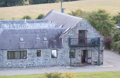 Fortrose Apartment | Stunning quiet location with views across the Moray Firth home to dolphins.