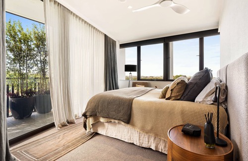 Randwick Apartment | Stunning Randwick Apartment with Views